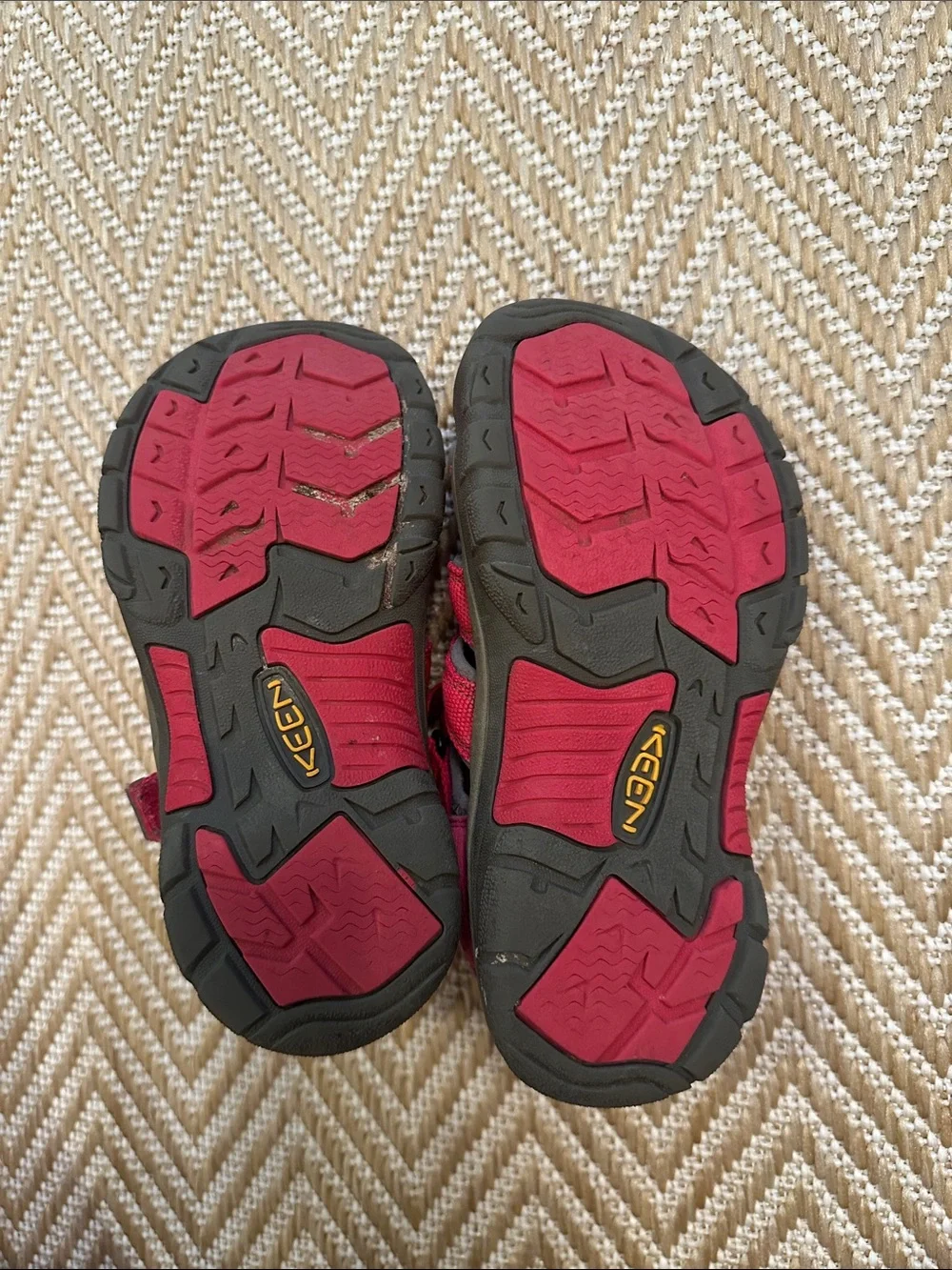 Keen youth Newport H2 sandal water sports size 2